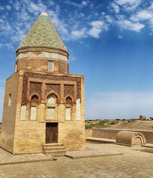 il Arslan mausoleum, Kunya Urgench